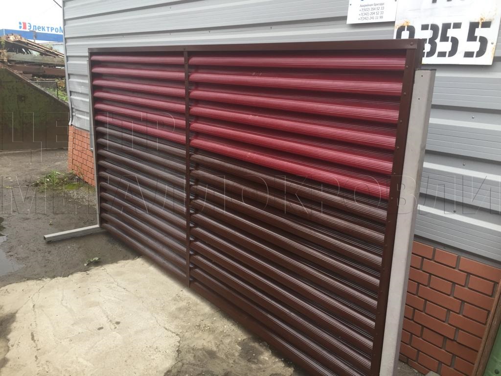 Стенд забора жалюзи с ламелями Еврожалюзи