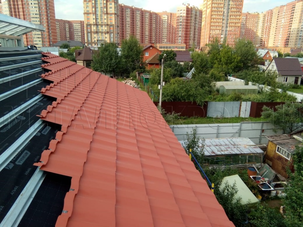 Металлочерепица Геркулес 8004 терракотовый Стальной Бархат от Центра Металокровли в Перми